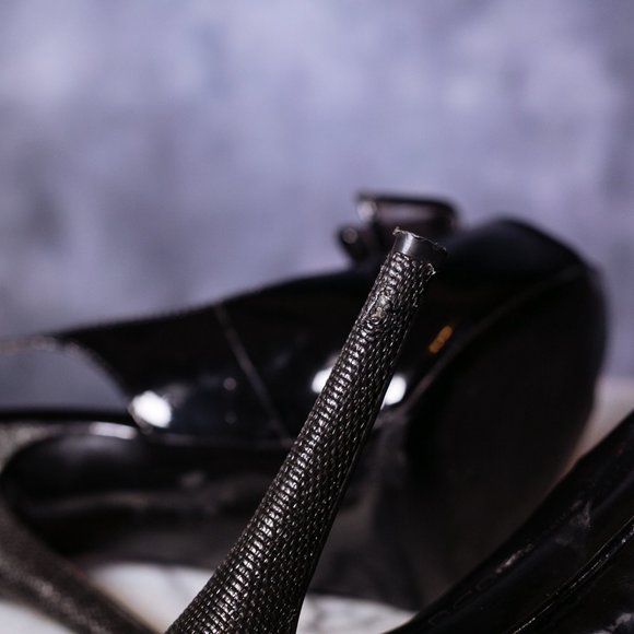 BCBGeneration black sling back, open-toe pump, size 36, 5-inch heel - Picture 8 of 11